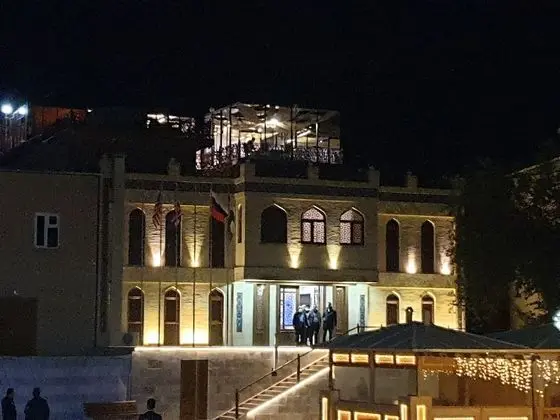 Suzangaron Boutique Hotel