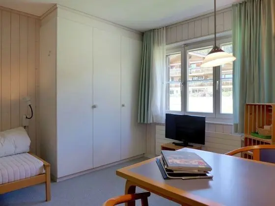 Suzanne Nr 21 Sch Nried - Oda