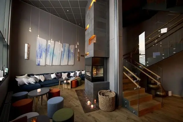 Svalbard Hotell - Polfareren