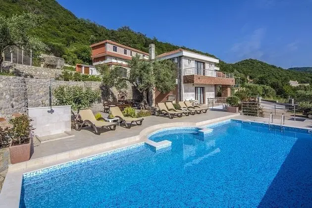 Villa Svinjista - Dış Mekan