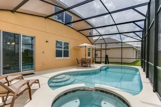 SVV 005 - Crofton Retreat New 6 Bed Pool Home - Havuz