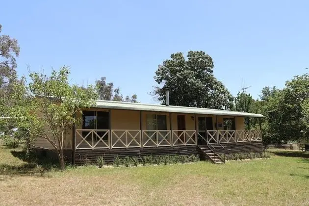 Swagman Homestead - 1