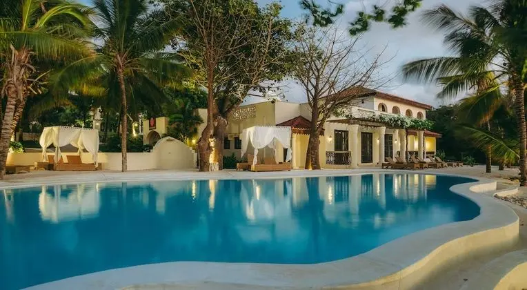 Swahili Beach Resort - Dış Mekan