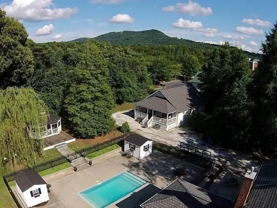 Swamp Rabbit Inn Travelers Rest