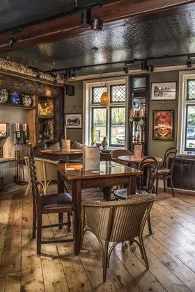 The Swan Inn - Yerinde Yemek