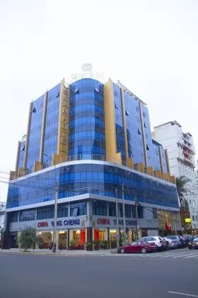 SWAN HOTEL
