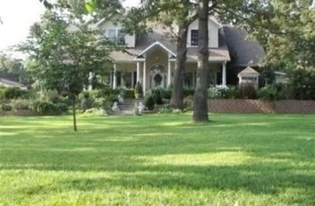 Swan Song Inn