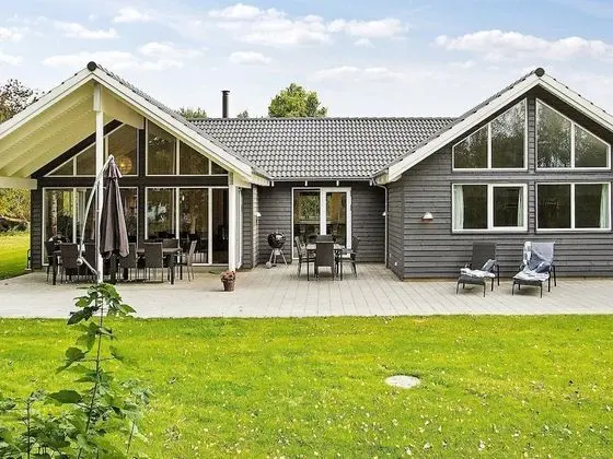 Swanky Holiday Home in Højby With Swimming Pool