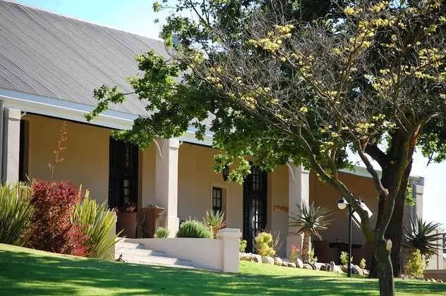 Swartberg Private Game Lodge