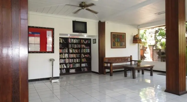 Swastika Bungalow - Genel
