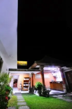 Swastika Guest House - Lobi