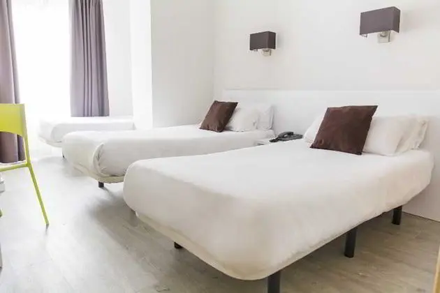 Sweet Hotel Continental