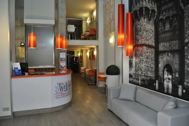 Sweet Hotel Continental