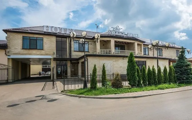 Sweet Hall Hotel