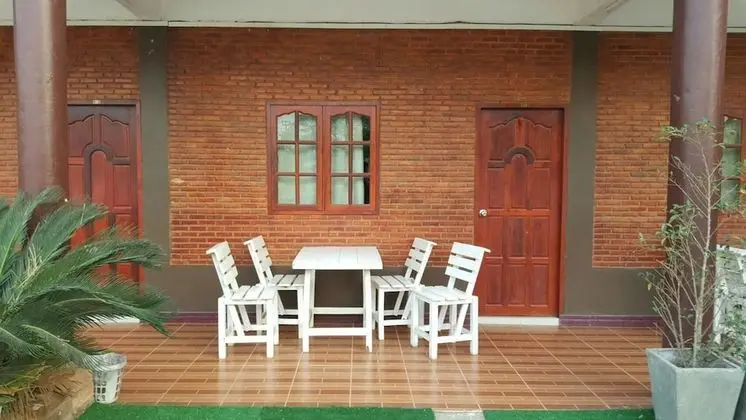 Sweet Home Chiang Khan - Dış Mekanlar
