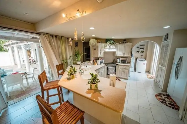 Sweet Home Grenada Caribbean, Vacation Rental