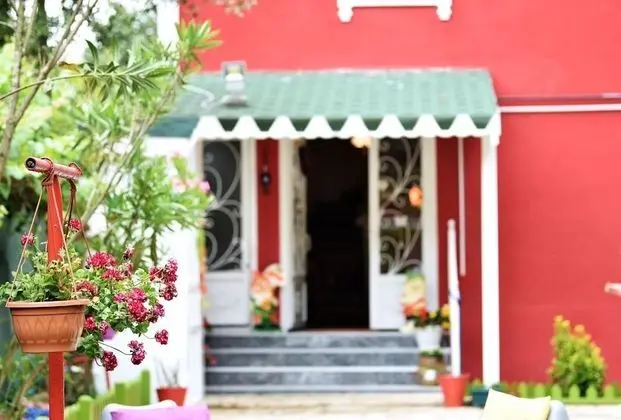 Sweet Home River Hotel - Dış Mekan
