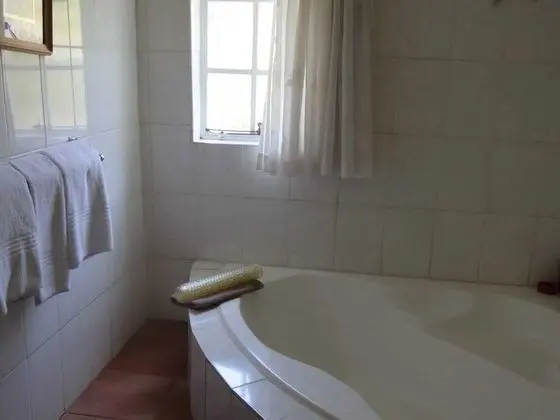Sweet Thorn Tree Spacious Cottage for 2 People With Great Terrace - Banyo Tipleri