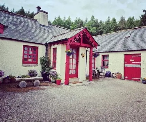 Sweetheart Cottage - 1