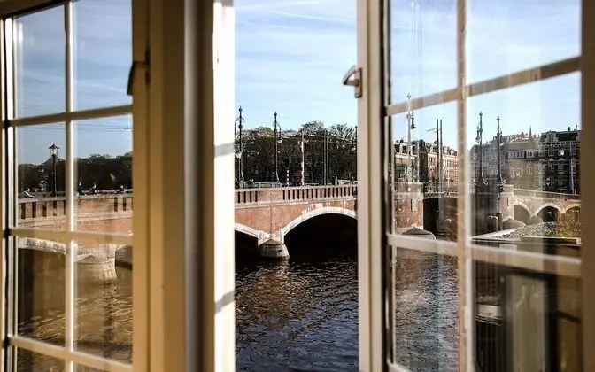 SWEETS - Nieuwe Amstelbrug - Oda Manzaraları