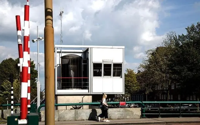 SWEETS - Wiegbrug - Öne Çıkan Resim