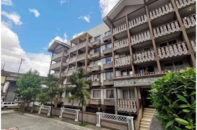 SweetSuites at Pine Crest New Manila - Dış Mekan