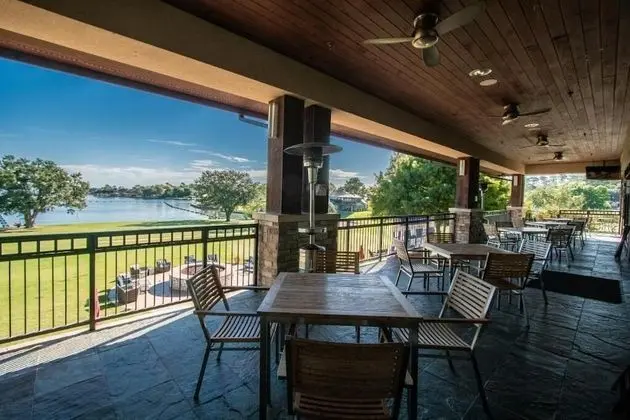 Sweetwater at Lake Conroe - Yerinde Yemek