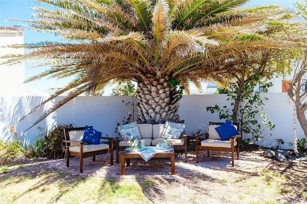 Swept Away Guest House - Dış Mekan