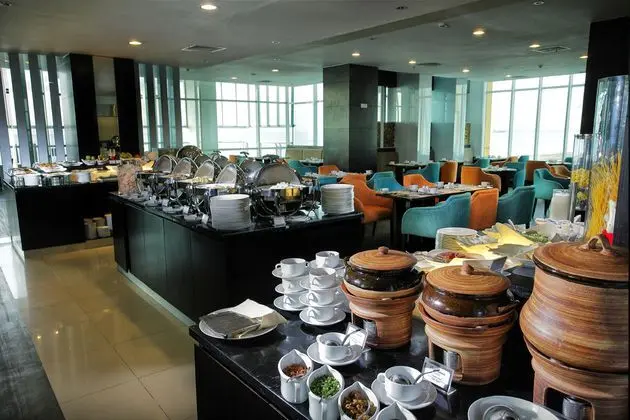 Swiss-Belhotel Balikpapan - Yeme / İçme