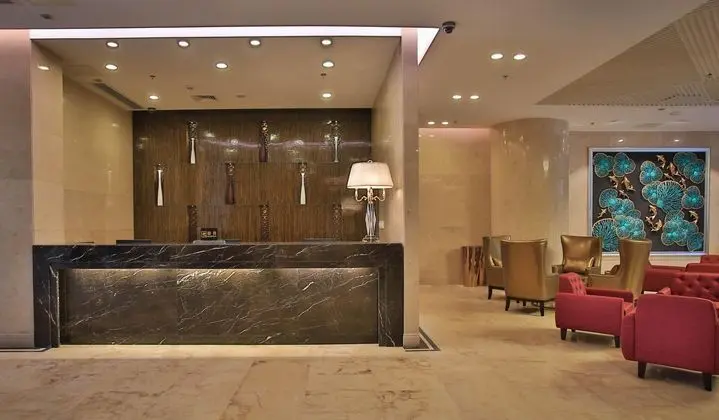 The Swiss-Belhotel Blulane