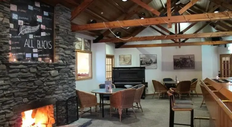 Swiss-Belresort Coronet Peak Queenstown - Bar