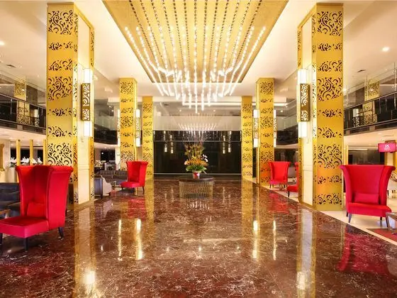 Swiss-Belhotel Makassar - Lobi