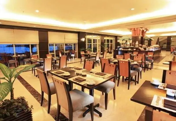 Swiss-Belhotel Papua, Jayapura - Yeme / İçme