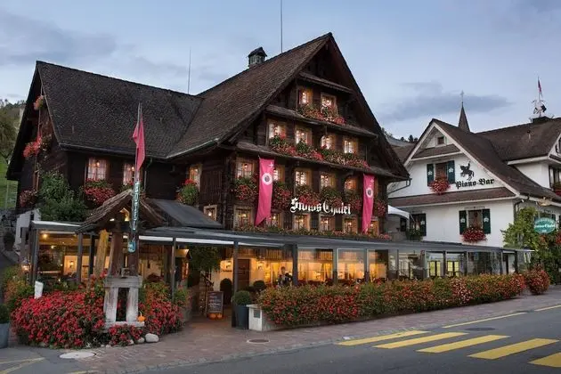 Swiss-Chalet Merlischachen - Historik Chalet-Hotel Lodge - Lobi