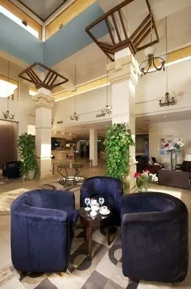 Swiss Inn Pyramids Golf Resort - Lobi