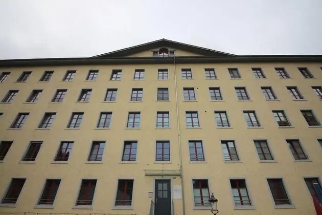 Swiss Star Budget Rooms - 1