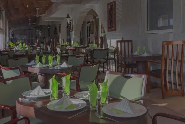 SwissGha Homes Christian Retreat and Hospitality Center - Yerinde Yemek