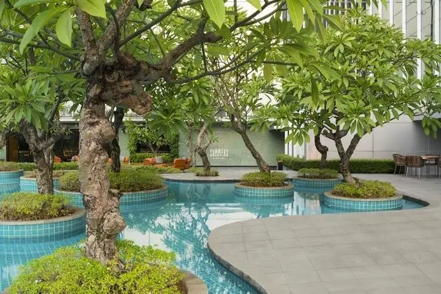 Swissôtel Jakarta PIK Avenue - Havuz