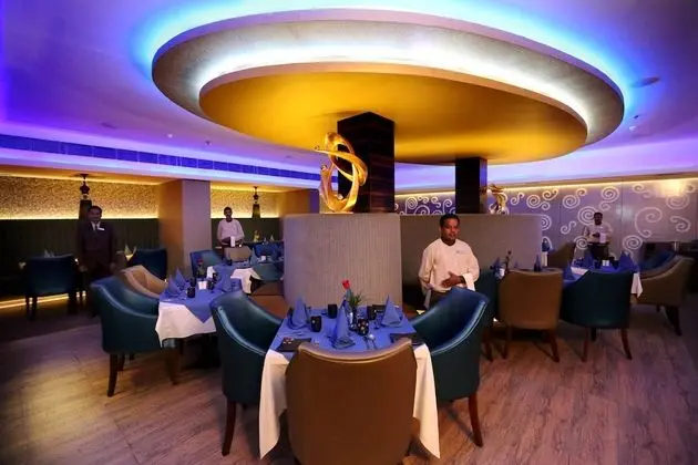 Hotel Swosti Grand - Yerinde Yemek