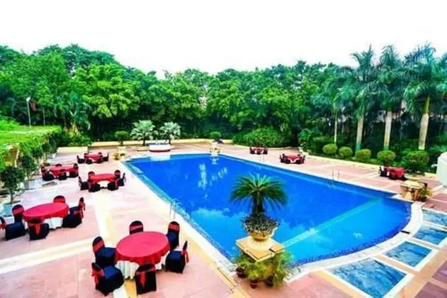 Hotel Swosti Premium - Havuz