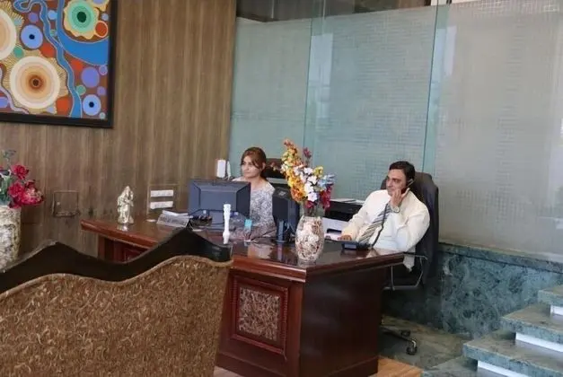 Sydney Grand Hotel & Resort - Lobi