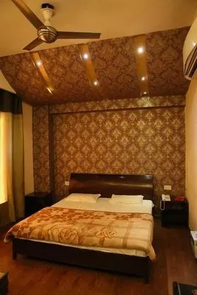 Sydney Grand Hotel & Resort - Oda