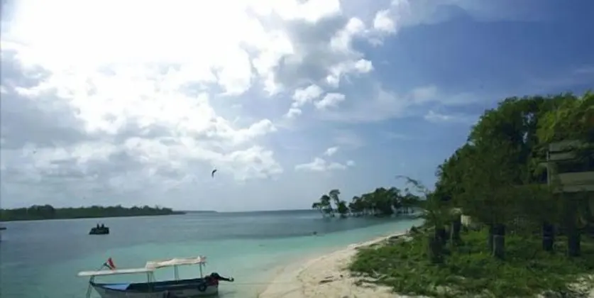 Symphony Palms Beach Resort - Plaj