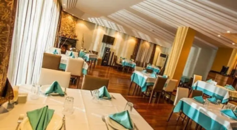 SYNOSSE PARK HOTEL - Yerinde Yemek