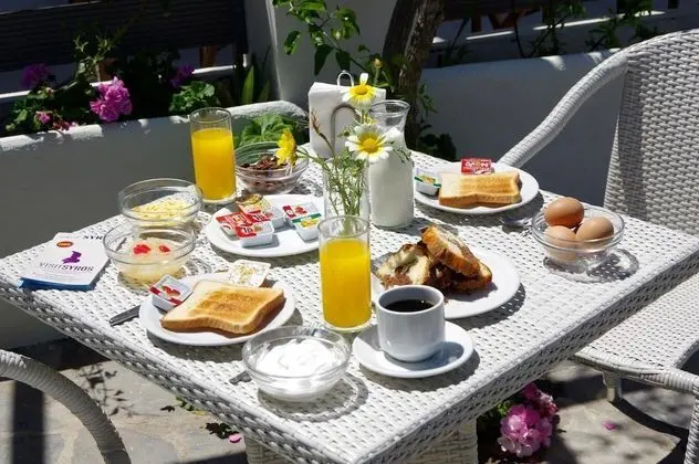 Syros INN - Yerinde Yemek