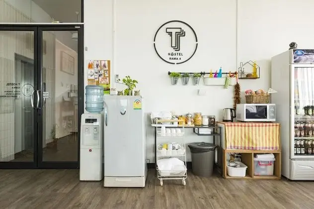 T Hostel at Rama 4