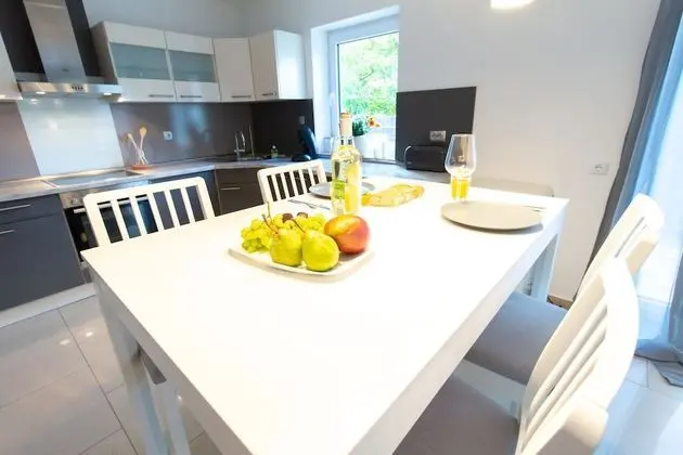 T & T Suites Raunheim - Oda Düzeni
