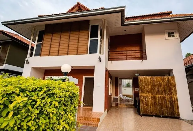 T.W. Marina BBQ Pool Villa Pattaya - Dış Mekan