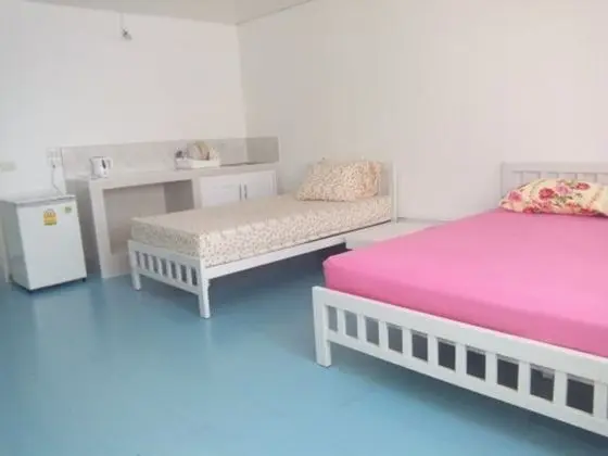 T8 Guest House Don Mueang Challenger - Oda