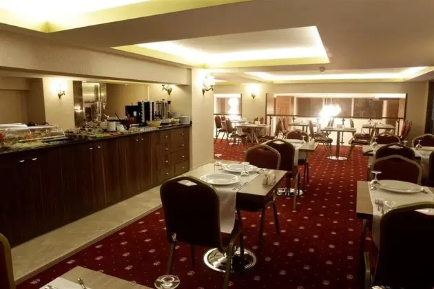 TAC MAHAL HOTEL - Yerinde Yemek